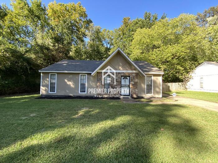 Primary Photo - 4390 Winding Hill Dr