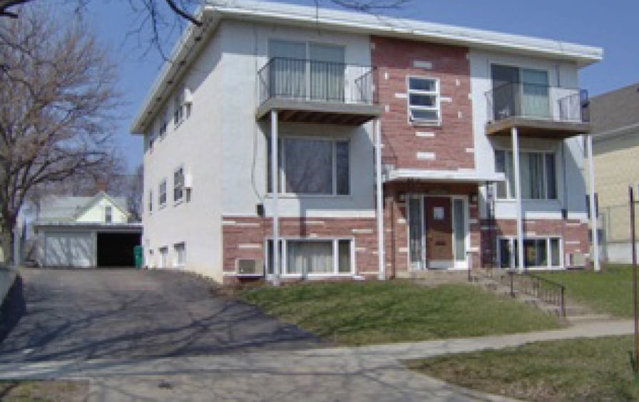 Primary Photo - Heritage Apartments