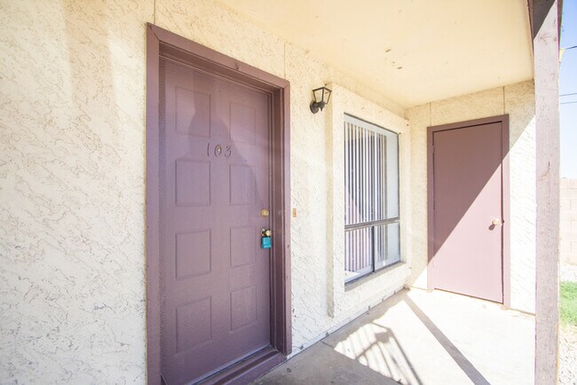 Building Photo - 2266 w ella street # 103, mesa az