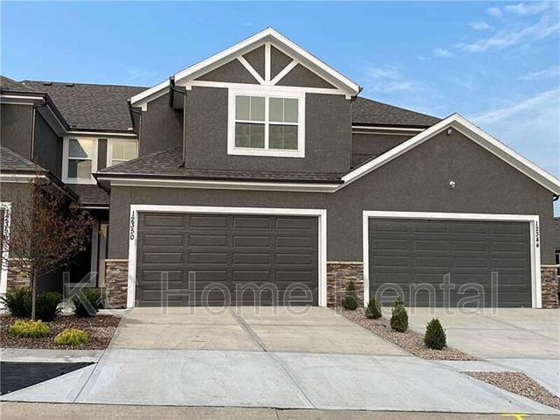 21815 W 123rd Terrace, Olathe, KS 66061 House Rental in Olathe, KS