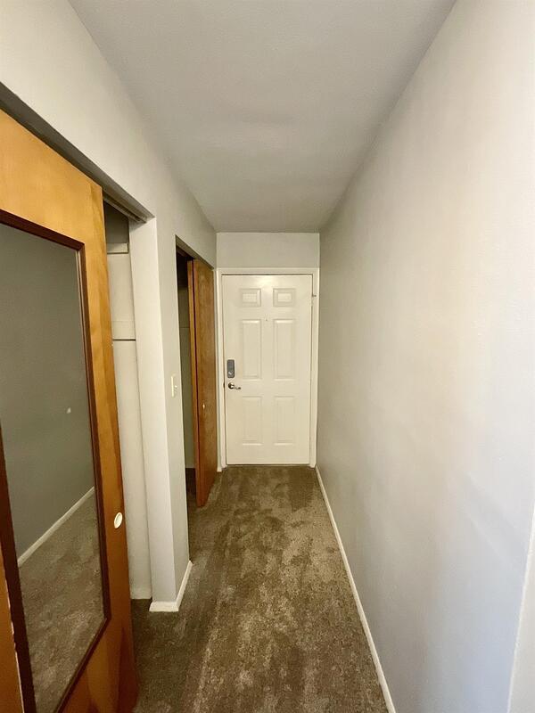 Building Photo - 522 N 38th St