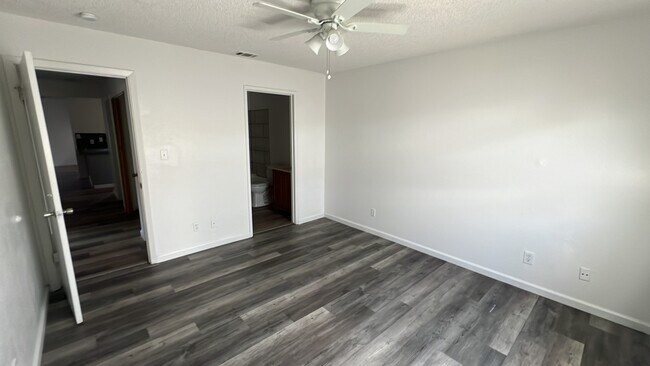 Master Bedroom - 2566 Gareth Cir