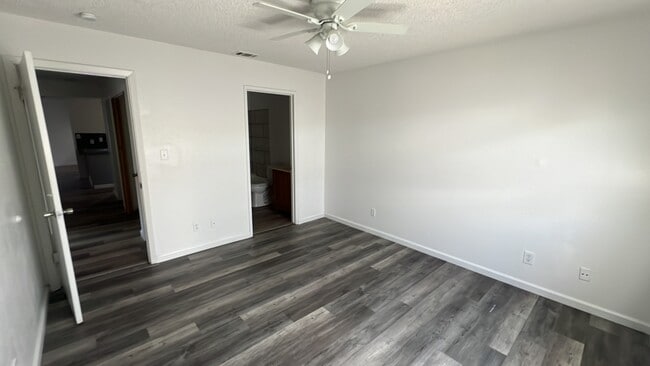 Master Bedroom - 2566 Gareth Cir
