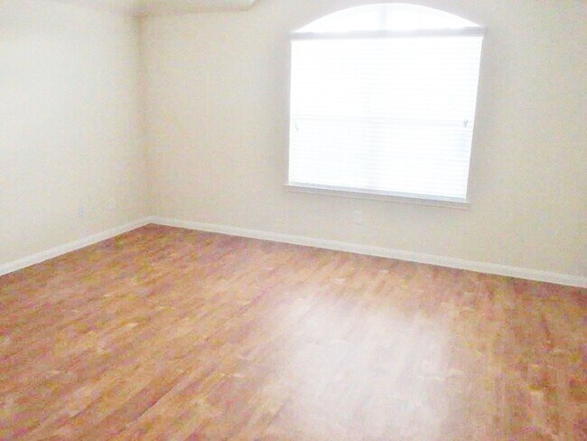 Foto del edificio - Ella Park - 708 South Ella Creek Dr, Houst...