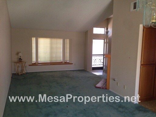 Building Photo - 13610 Buena Vista Dr