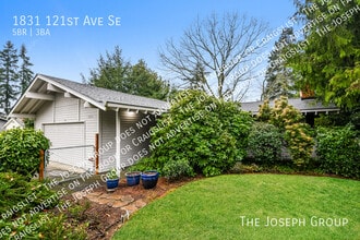 Building Photo - 1831 121st Ave SE