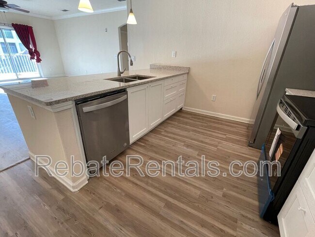 Foto del edificio - 8290 Gate Pkwy W