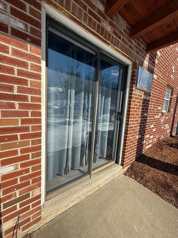 Foto del edificio - 151 Providence Rd