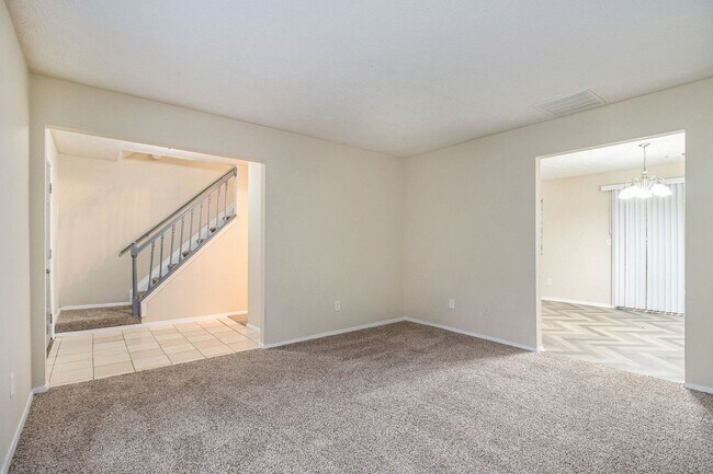 Foto del edificio - 3 Bedroom 2.5 Bath House