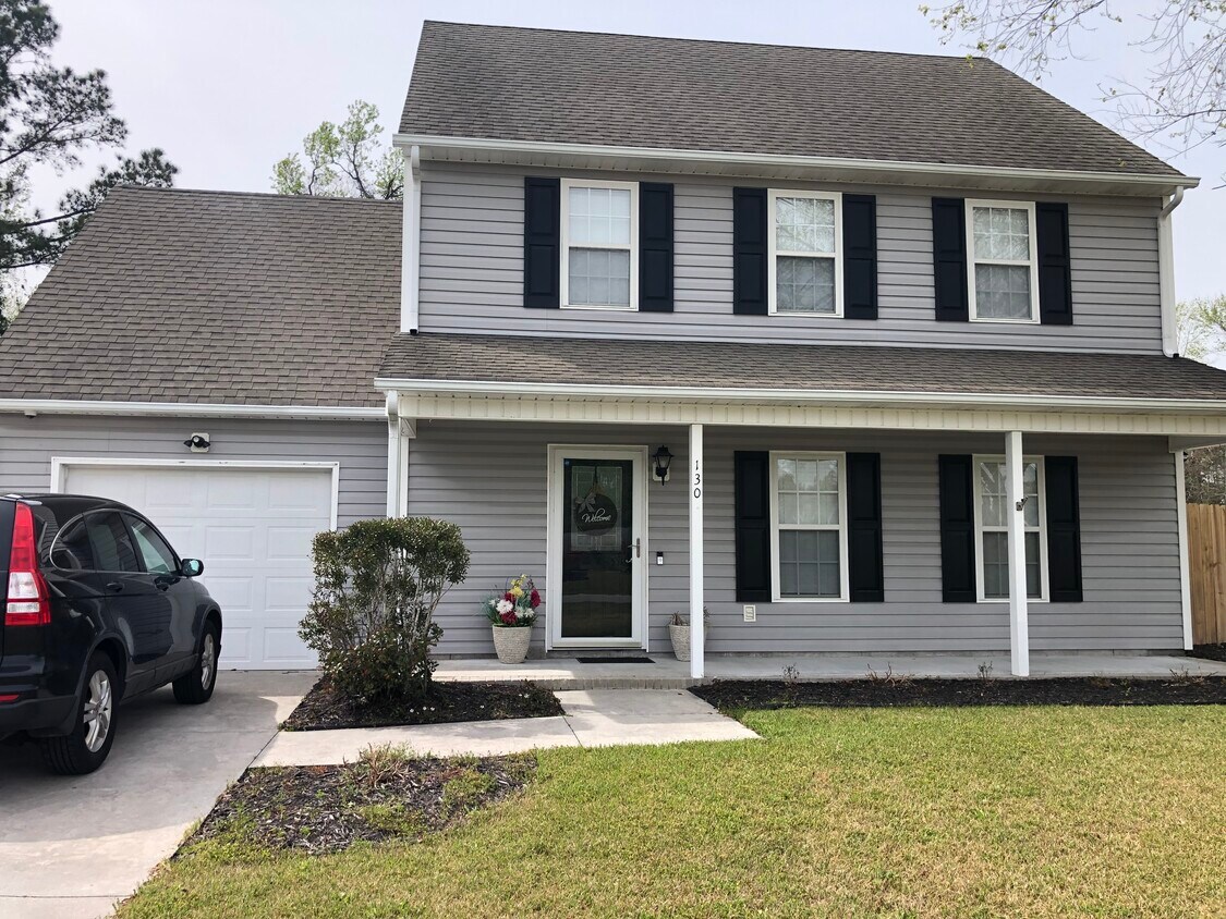 Foto principal - 130 Plow Point Ln