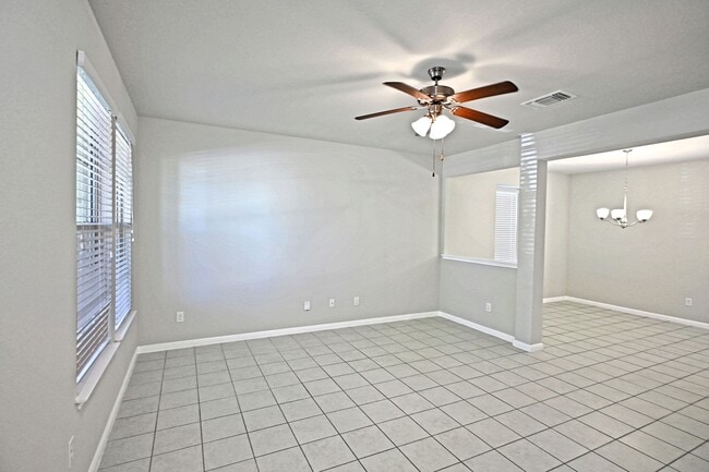 Building Photo - 2510 Diamondback Trail