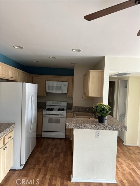 Building Photo - 12671 Briarglen Loop