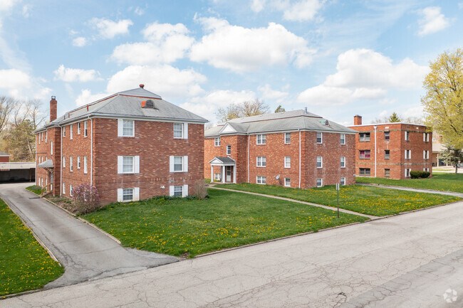 Foto del edificio - 4000-4020 Hillman Way