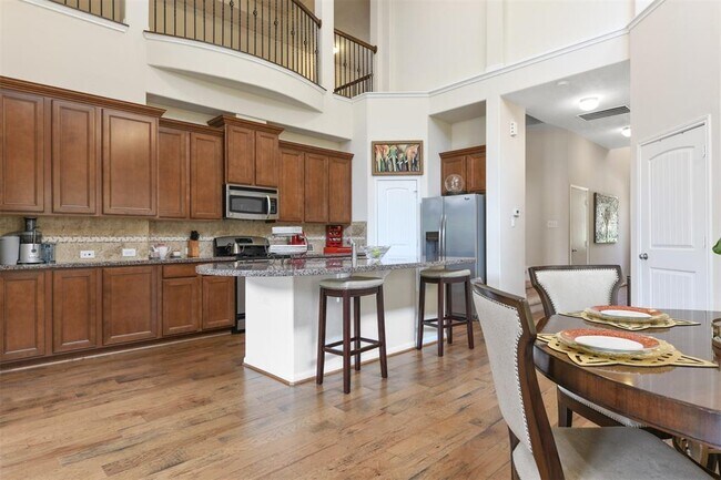 Building Photo - 12420 Tyler Springs Ln