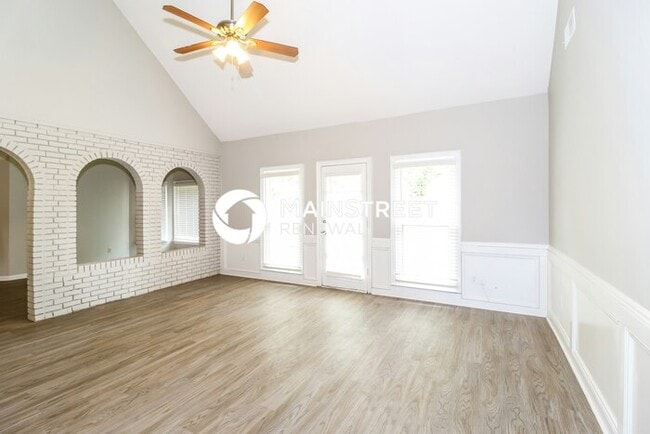 Building Photo - 3 Bedroom Pet-Friendly Home in Memphis, TN...