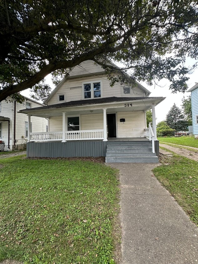 Primary Photo - 514 S Metcalf St