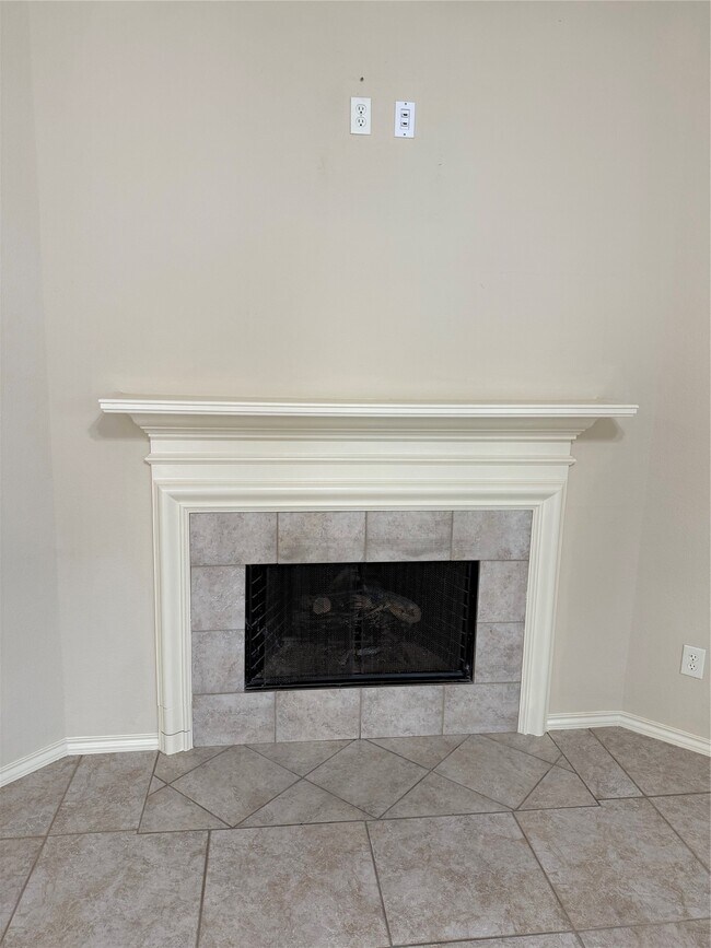 Building Photo - 6914 Sunflower Grove Dr