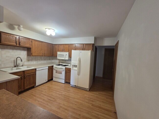 Foto del edificio - 1485 Exeter Ln