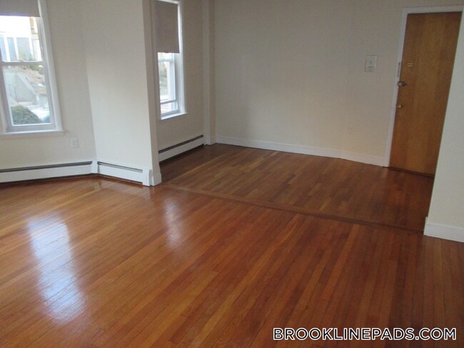 Foto del edificio - 312 Tappan St