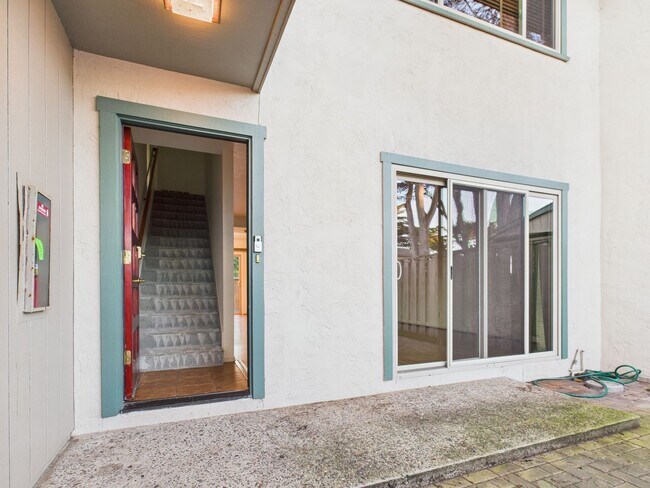 Building Photo - Beautiful condo now available at Cypress Grove.