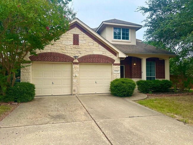 Building Photo - 4 BED 3 BATH IN PFLUGERVILLE TX