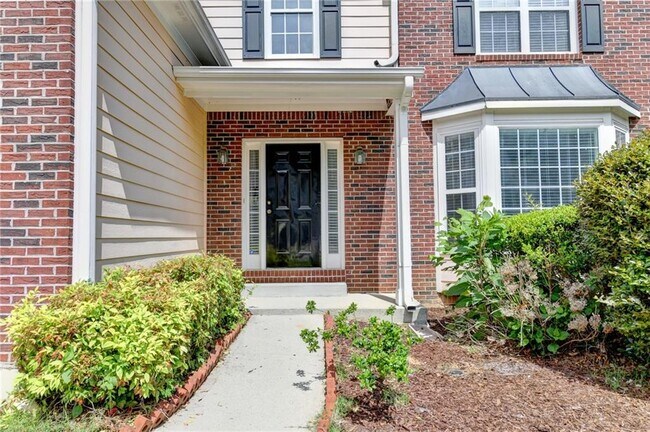 Foto del edificio - 3380 McClure Woods Dr