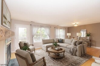 Building Photo - 4 Eagles Nest Ln