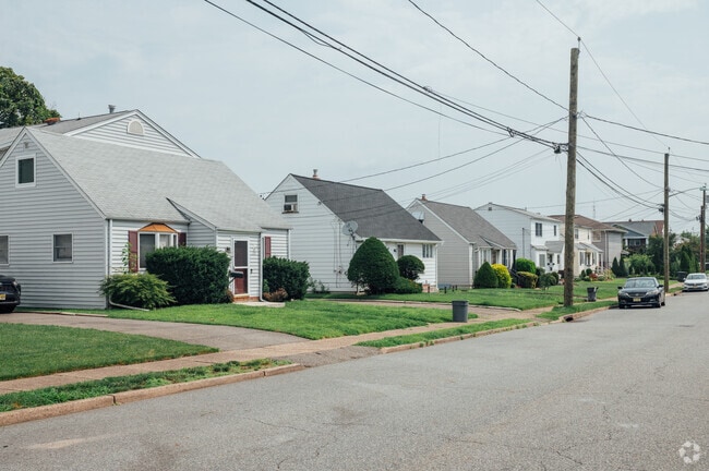 Cape Cods are one of the main styles of houses in Elmwood Park, NJ.