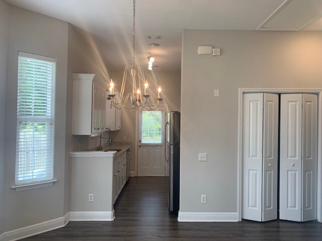 Building Photo - 301 Summercreek Cove
