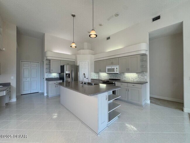 Foto del edificio - 440 Sea Duck Dr