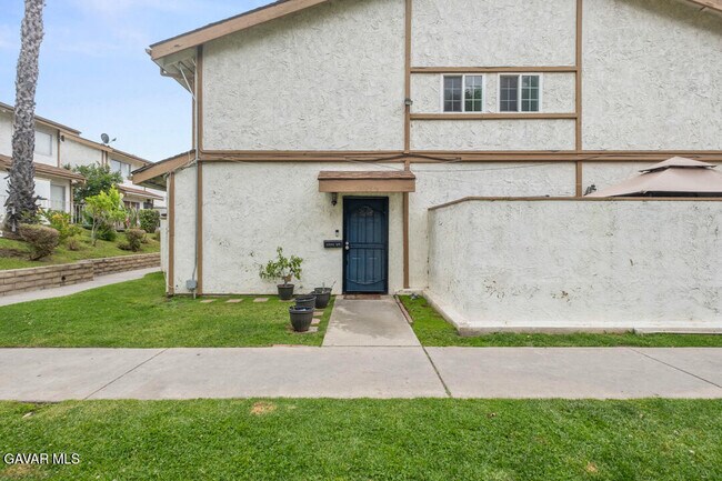 Foto del edificio - 13185 1/2 Bromont Ave