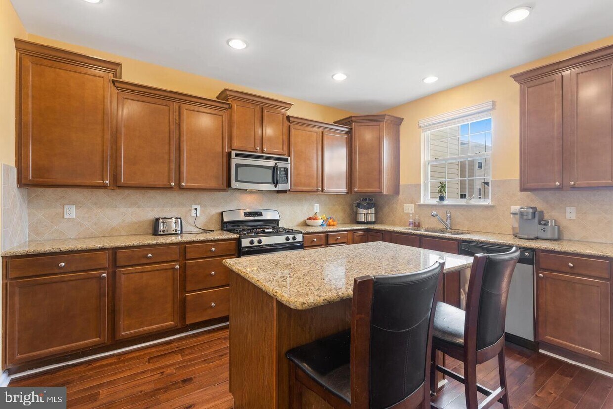 Foto principal - 839 Oriole Ave