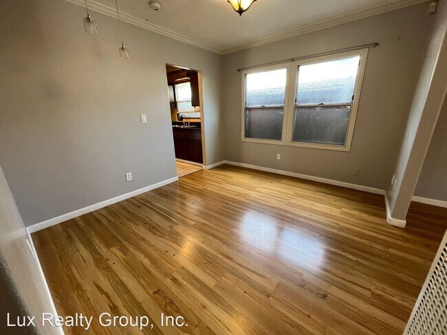 Foto del edificio - 2 br, 1 bath House - 558 A St