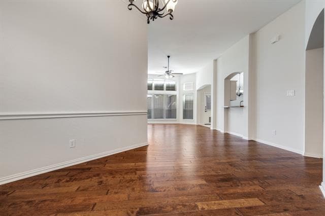 Foto del edificio - 8904 Lakewood Dr