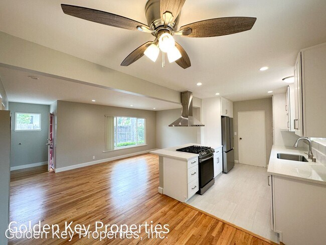 Building Photo - 3 br, 2 bath House - 1066 Buena Vista Way
