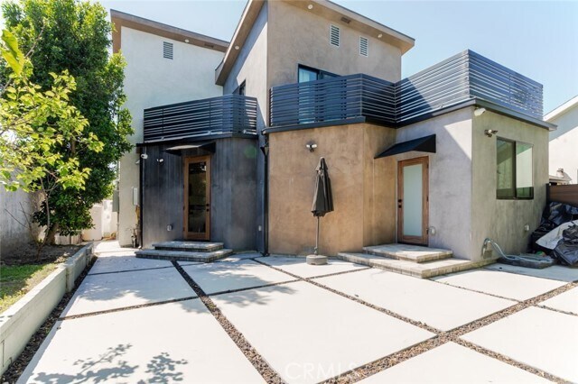 Foto del edificio - 8252 Morse Ave