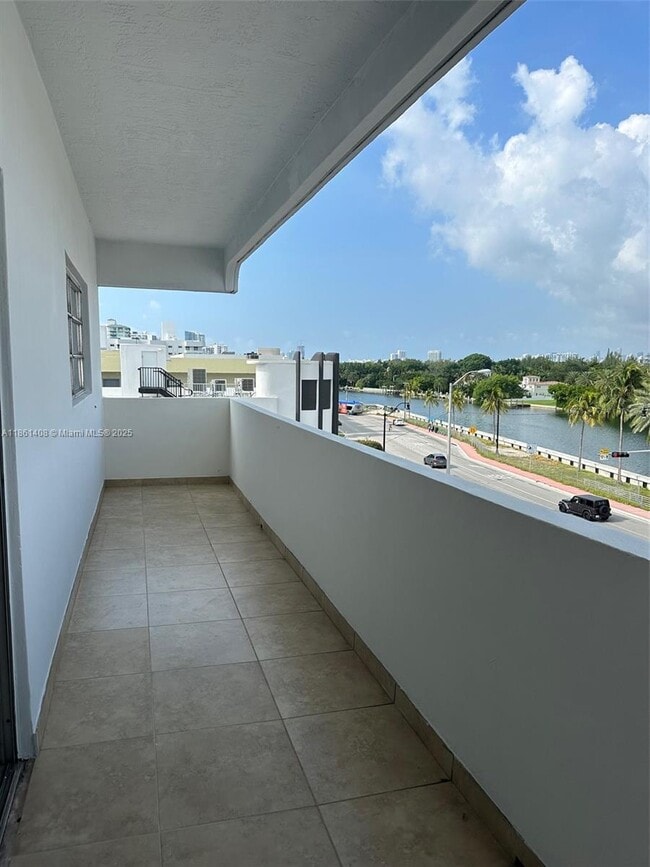 Building Photo - 4101 Indian Creek Dr