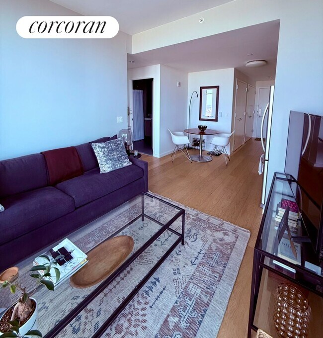 Foto del edificio - 250 Ashland Pl