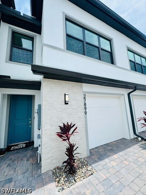Building Photo - 27899 Radiant Ct