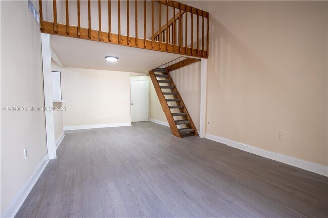 Building Photo - 10233 NW 9th Street Cir