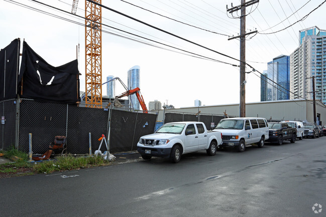 Building Photo - Ola Ka Ilima Artspace and Lofts