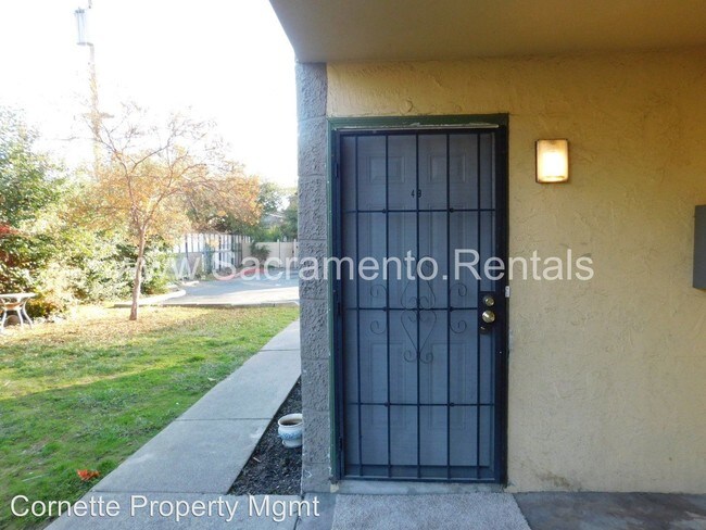 Foto del edificio - 4561 Ashcroft Ave