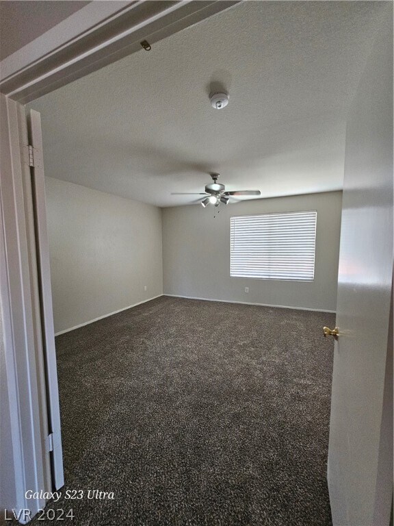 Foto del edificio - 8752 Raindrop Canyon Ave