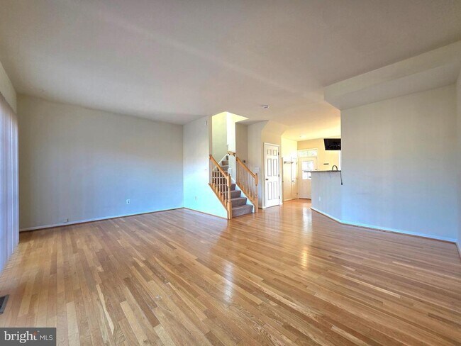 Foto del edificio - 3989 Hartlake St