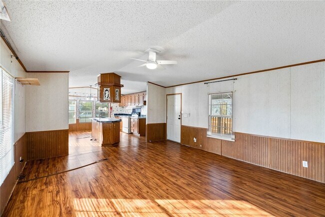 Foto del edificio - 905 Weaver St