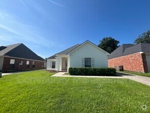 Building Photo - 40357 Creekway Cove Ct