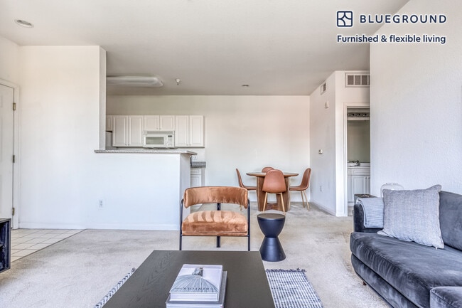 Building Photo - 3120 Rubino Dr