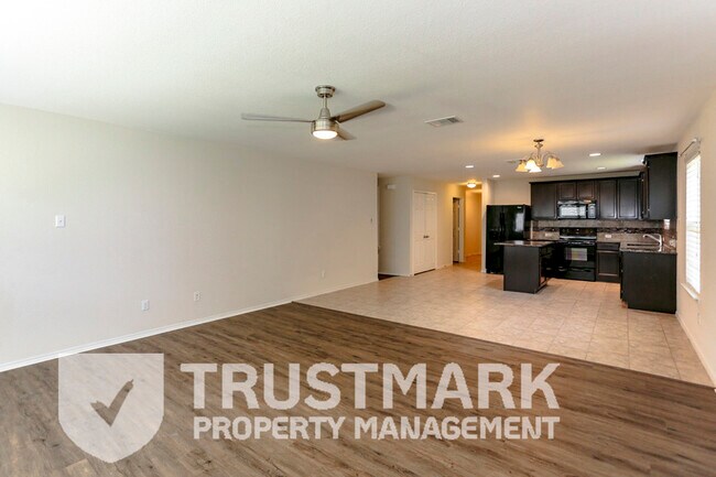 Building Photo - 1321 Cozy Creek Dr