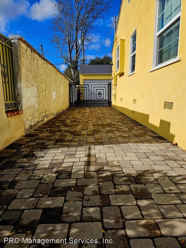 Foto del edificio - 2 br, 1 bath House - 745 S Mariposa Street