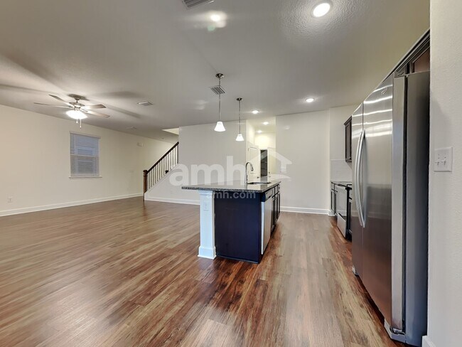 Building Photo - 1097 Tan Tara Trl
